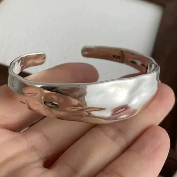 925 Silver Hammered Cuff #1550 - Picture 3 of 7